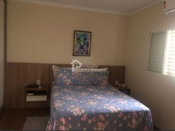 Casa de 162m² no bairro Jardim João Paccola, em Lençóis Paulista | Eu Corretor