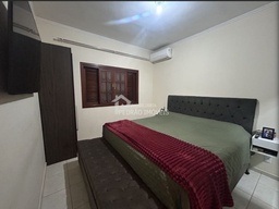 Casa de 4 quartos, no bairro Centro (Alfredo Guedes), em Lençóis Paulista | Eu Corretor