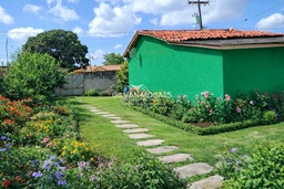 Casa de 350m² no bairro zona rural, em Santa Teresinha | Eu Corretor