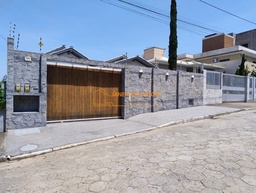 Casa de 3 quartos, 200m² no bairro Jardim Atlântico, em Florianópolis | Eu Corretor