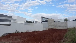 Lote/Terreno de 360m² no bairro Vila Industrial, em Toledo | Eu Corretor
