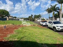 Lote/Terreno de no bairro Jardim Portal das Flores II, em Arapongas | Eu Corretor