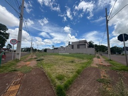 Lote/Terreno de 486m² no bairro Jardim Porto Alegre, em Toledo | Eu Corretor