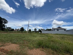 Lote/Terreno de 706m² no bairro Jardim Porto Alegre, em Toledo | Eu Corretor