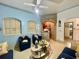 Casa de 5 quartos, 240m² no bairro Vila Rica, em Passos | Eu Corretor