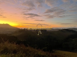 Fazenda/Sítios/Chácaras de 1 quarto, 2000m² no bairro Lopes, em Cambuí | Eu Corretor