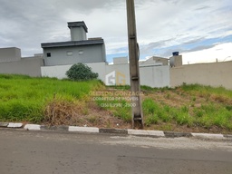 Lote/Terreno de 204m² no bairro Parque das Aroeiras, em Passos | Eu Corretor