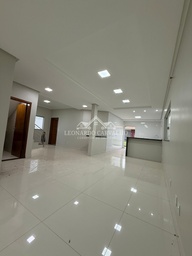 Sobrado de 4 quartos, no bairro caldas oeste, em Caldas Novas | Eu Corretor