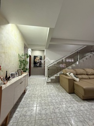 Sobrado de 9 quartos, no bairro belvedere, em Caldas Novas | Eu Corretor