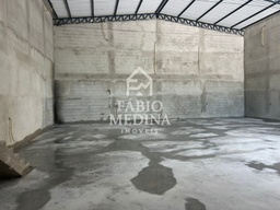 Galpão / Depósito / Armazém de 330m² no bairro Enseada, em São Sebastião | Eu Corretor