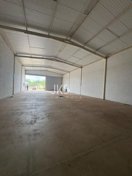 Comercial de no bairro Setor Maysa, em Trindade | Eu Corretor