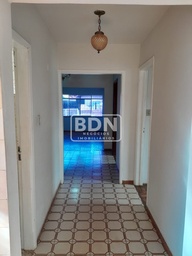 Casa de 3 quartos, 198m² no bairro Vila Salemi, em Tambaú | Eu Corretor