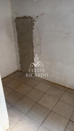 Loja / Salão / Ponto Comercial de 4 quartos, 48m² no bairro Guaraituba, em Colombo | Eu Corretor