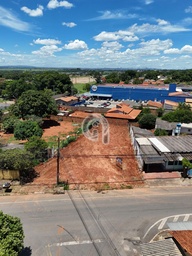 Lote/Terreno de no bairro Setor Central, em Senador Canedo | Eu Corretor