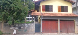Casa de 3 quartos, no bairro Golfe, em Teresópolis | Eu Corretor
