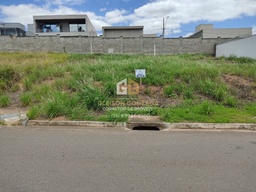 Lote/Terreno de 226m² no bairro Recanto do Bosque, em Passos | Eu Corretor