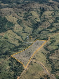 Lote/Terreno de 36000m² no bairro Serra da Canastra, em Delfinópolis | Eu Corretor