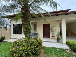 Casa de 3 quartos, 211m² no bairro Areias, em São José | Eu Corretor