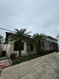 Casa de 3 quartos, 211m² no bairro Areias, em São José | Eu Corretor