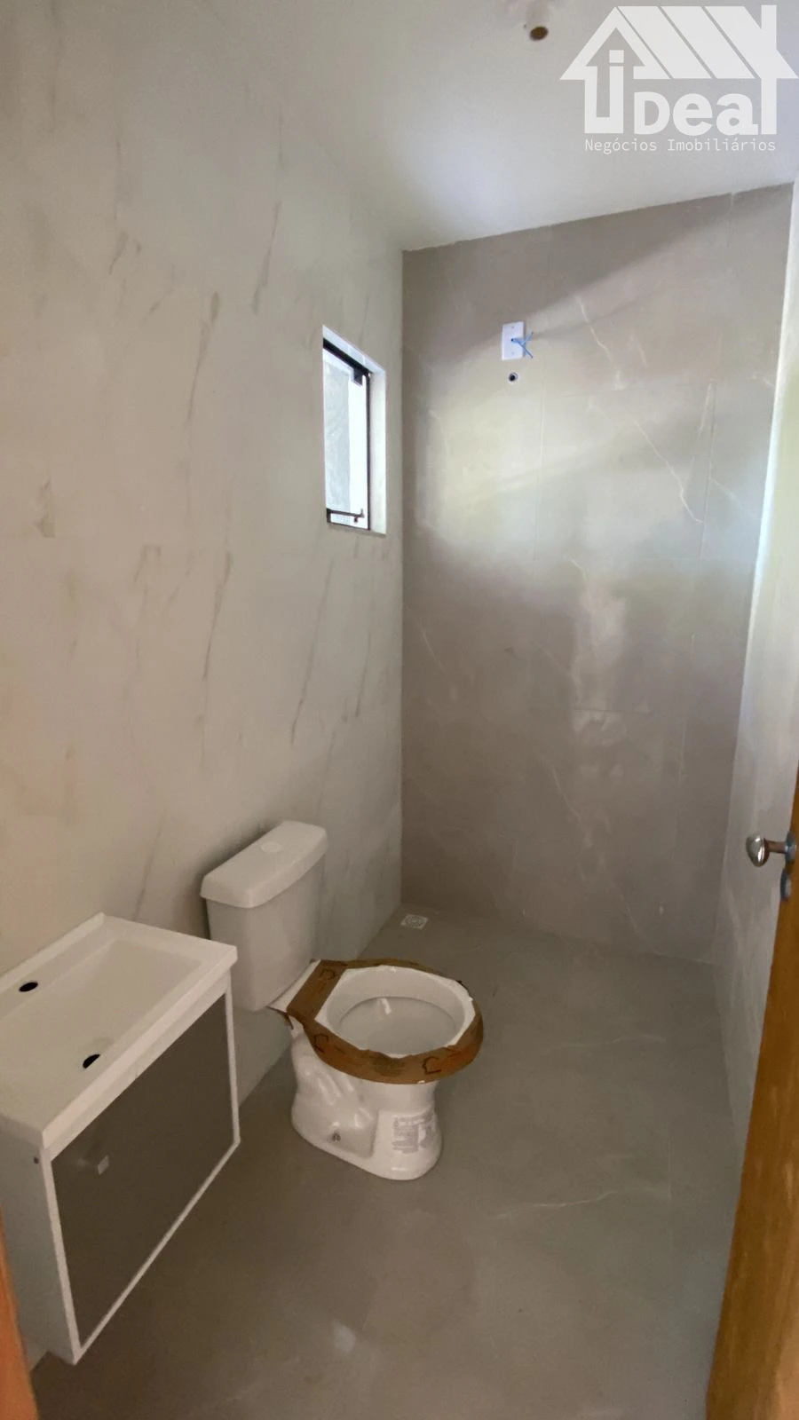 Casa de 2 quartos, 50m² no bairro Cará-Cará, em Ponta Grossa | Eu Corretor