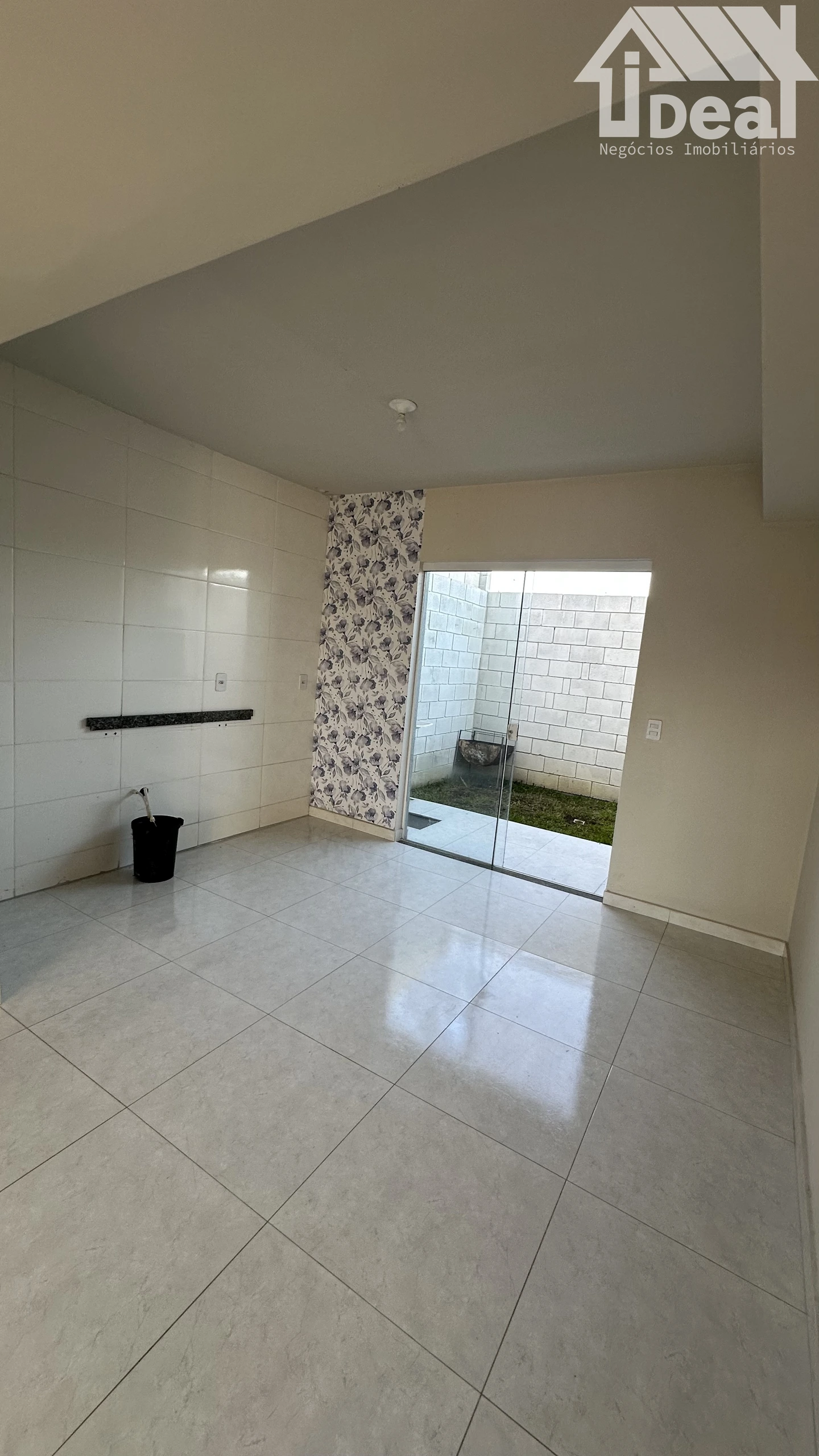 Sobrado de 2 quartos, 50m² no bairro Cará-Cará, em Ponta Grossa | Eu Corretor