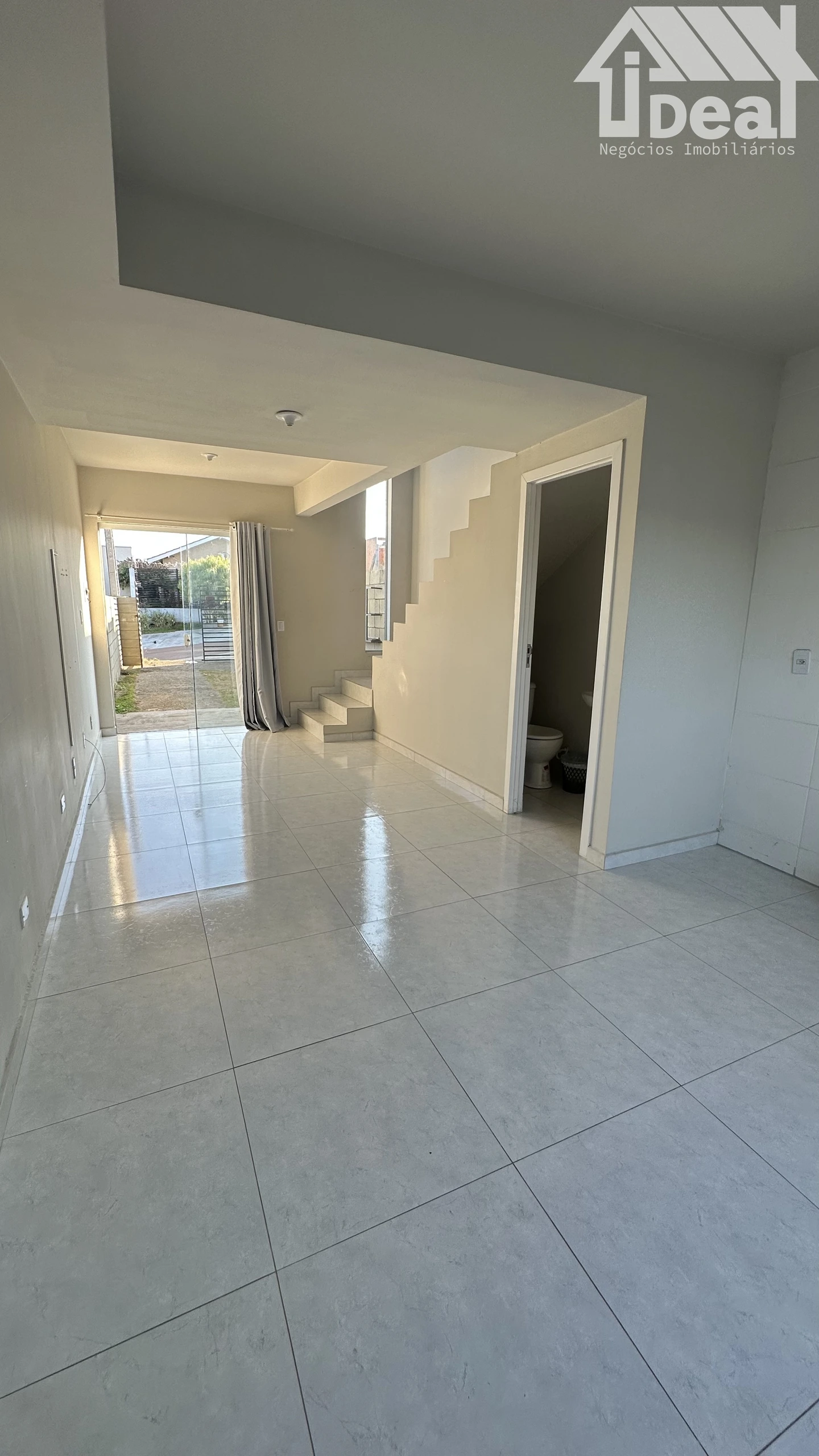 Sobrado de 2 quartos, 50m² no bairro Cará-Cará, em Ponta Grossa | Eu Corretor