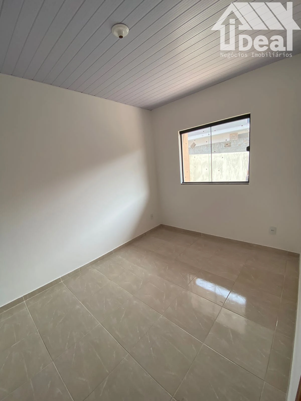Casa de 2 quartos, 50m² no bairro Cará-Cará, em Ponta Grossa | Eu Corretor