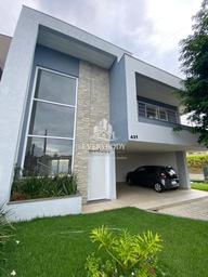 Casa de 4 quartos, no bairro Mário Quintana, em Porto Alegre | Eu Corretor