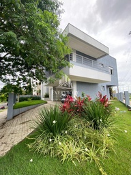 Casa de 4 quartos, no bairro Mário Quintana, em Porto Alegre | Eu Corretor