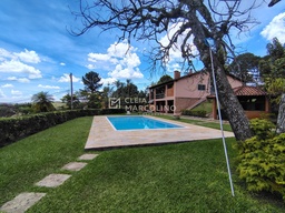 Chácara de 4 quartos, no bairro Caixa D´Água, em Vinhedo | Eu Corretor