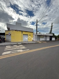 Comercial no bairro itaguai 2, em Caldas Novas | Eu Corretor