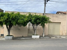 Casa no bairro Centro, em Coronel João Sá | Eu Corretor