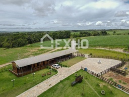 Fazenda/Sítios/Chácaras de 7 quartos, no bairro Área Rural, em Silvânia | Eu Corretor