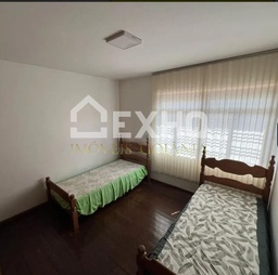 Casa de 6 quartos, 418m² no bairro Setor Leste Universitário, em Goiânia | Eu Corretor