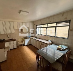 Casa de 6 quartos, 418m² no bairro Setor Leste Universitário, em Goiânia | Eu Corretor