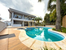 Casa de 4 quartos, 700m² no bairro Alphaville, em Santana de Parnaíba | Eu Corretor