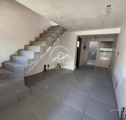 Casa de 65m² no bairro Laranjal, em São Gonçalo | Eu Corretor