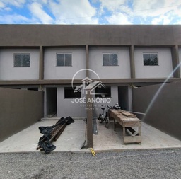 Casa de 65m² no bairro Laranjal, em São Gonçalo | Eu Corretor