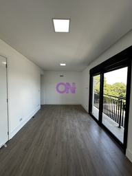 Sobrado de 190m² no bairro Campo Comprido, em Curitiba | Eu Corretor