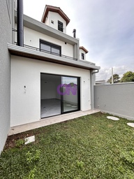 Sobrado de 190m² no bairro Campo Comprido, em Curitiba | Eu Corretor