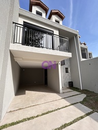 Sobrado de 190m² no bairro Campo Comprido, em Curitiba | Eu Corretor