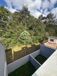 Sobrado de 2 quartos, no bairro Cidade Industrial, em Curitiba | Eu Corretor