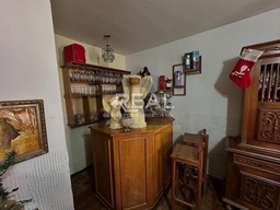 Casa de 5 quartos, 228m² no bairro Mangabeiras, em Araxá | Eu Corretor