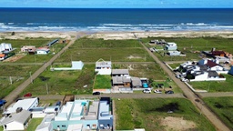 Geminado de 2 quartos, no bairro Tapera, em Passo de Torres | Eu Corretor