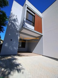 Casa de 3 quartos, 220m² no bairro Itacorubi, em Florianópolis | Eu Corretor