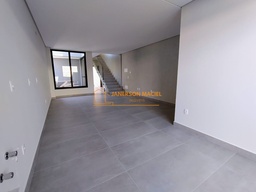 Casa de 3 quartos, 220m² no bairro Itacorubi, em Florianópolis | Eu Corretor