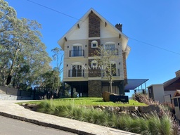 Cobertura de 3 quartos, no bairro Ipê Amarelo , em Gramado | Eu Corretor