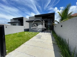 Casa de 3 quartos, 215m² no bairro Canoas, em Pontal do Paraná | Eu Corretor