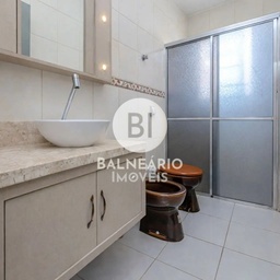 Sobrado de 4 quartos, 383m² no bairro Nações, em Balneário Camboriú | Eu Corretor