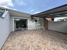 Casa de 2 quartos, no bairro Solymar, em Matinhos | Eu Corretor